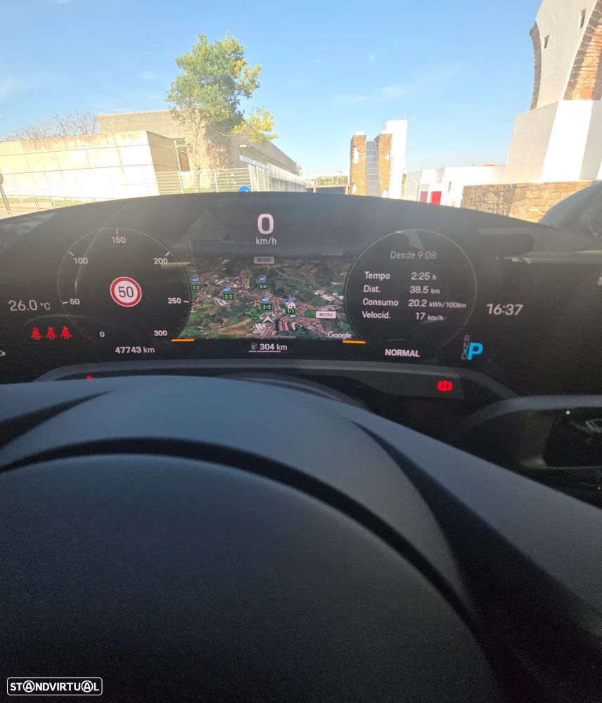 Porsche Taycan Standard - 26