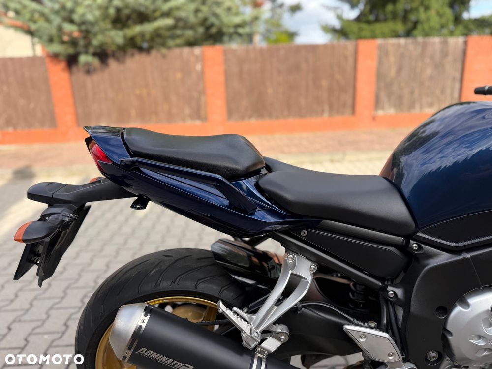 Yamaha FZ - 8
