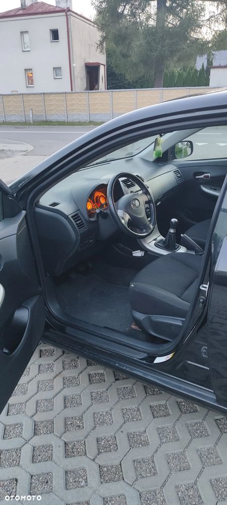 Toyota Corolla 1.6 VVT-i Luna - 7