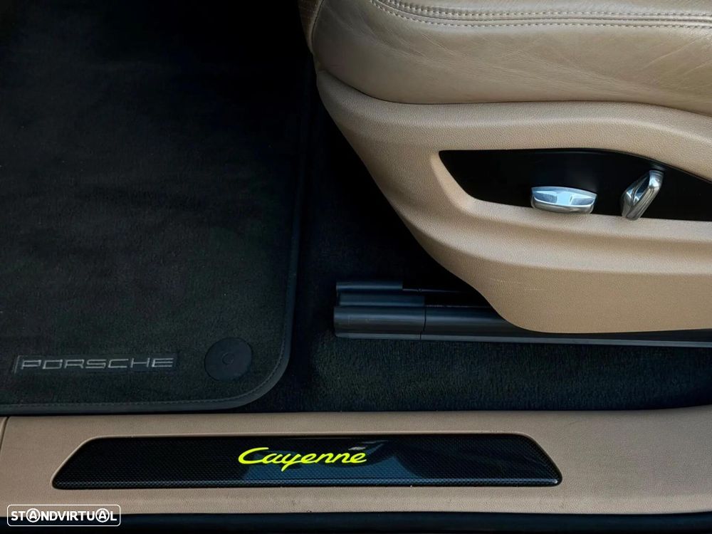 Porsche Cayenne Coupé - 13