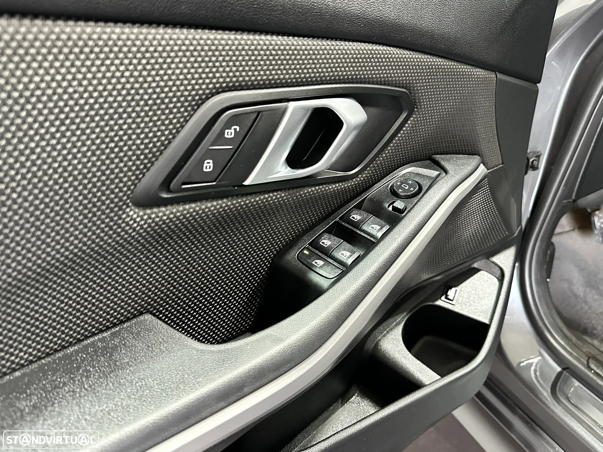 BMW 330 e Corporate Edition Auto - 19