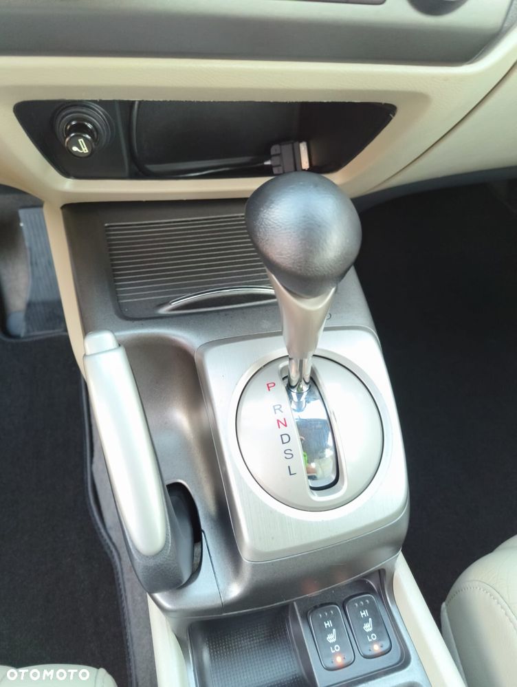 Honda Civic 1.3i-DSI i-VTEC IMA CVT Elegance - 37