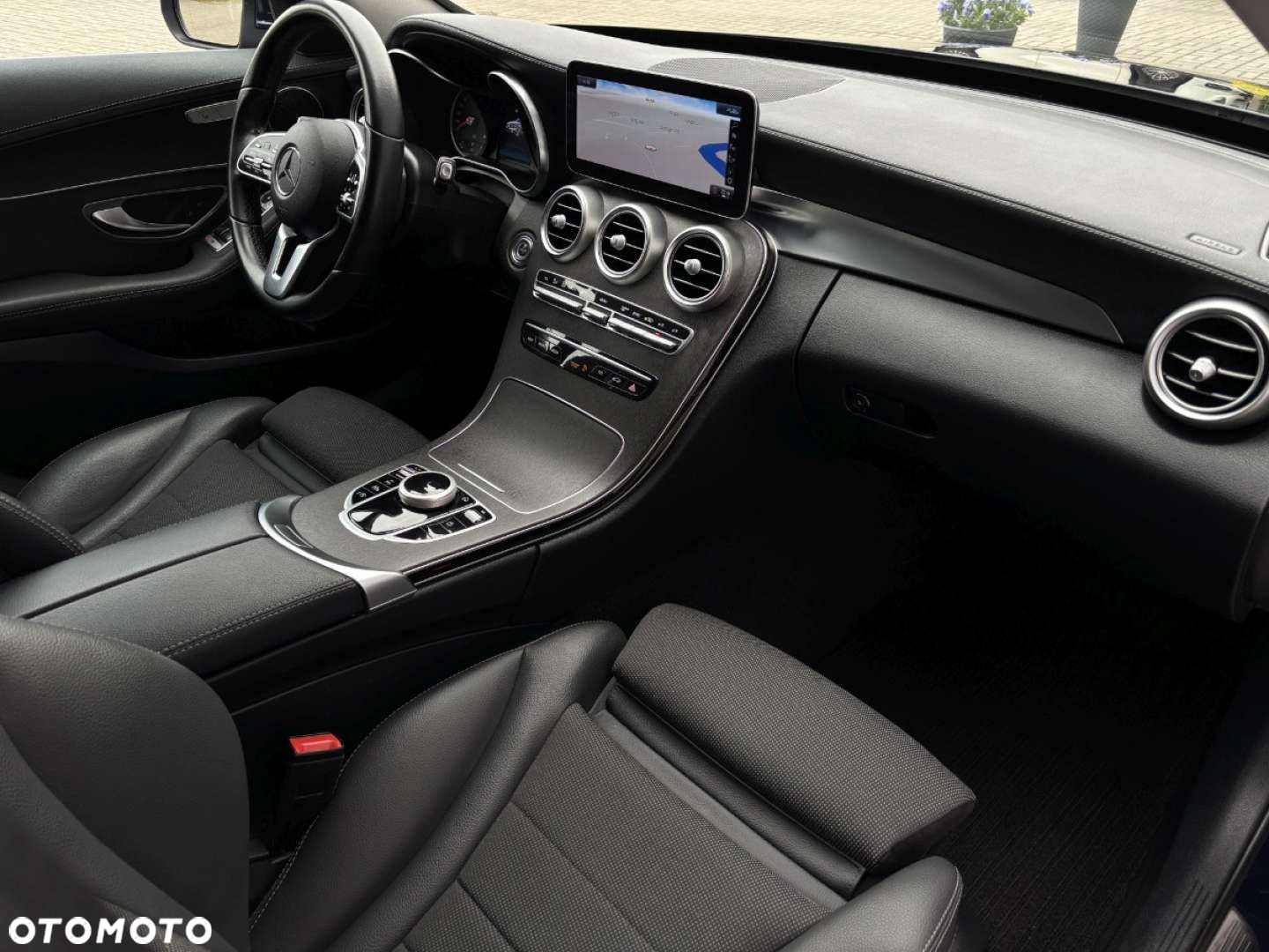 Mercedes-Benz Klasa C 220 d T 9G-TRONIC Avantgarde - 28