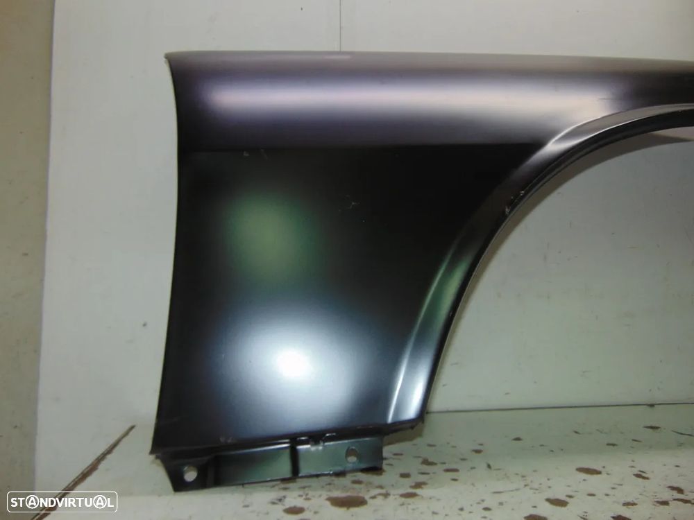 Peugeot 504 guarda lamas - 2