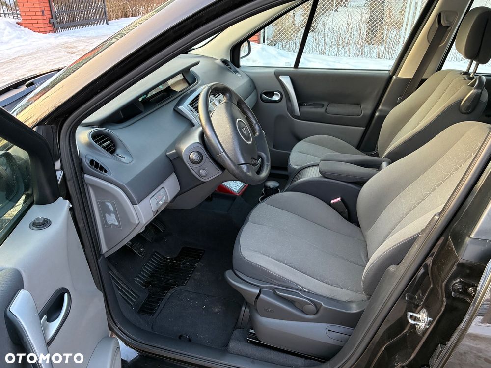 Renault Scenic 1.6 16V 110 Authentique - 7