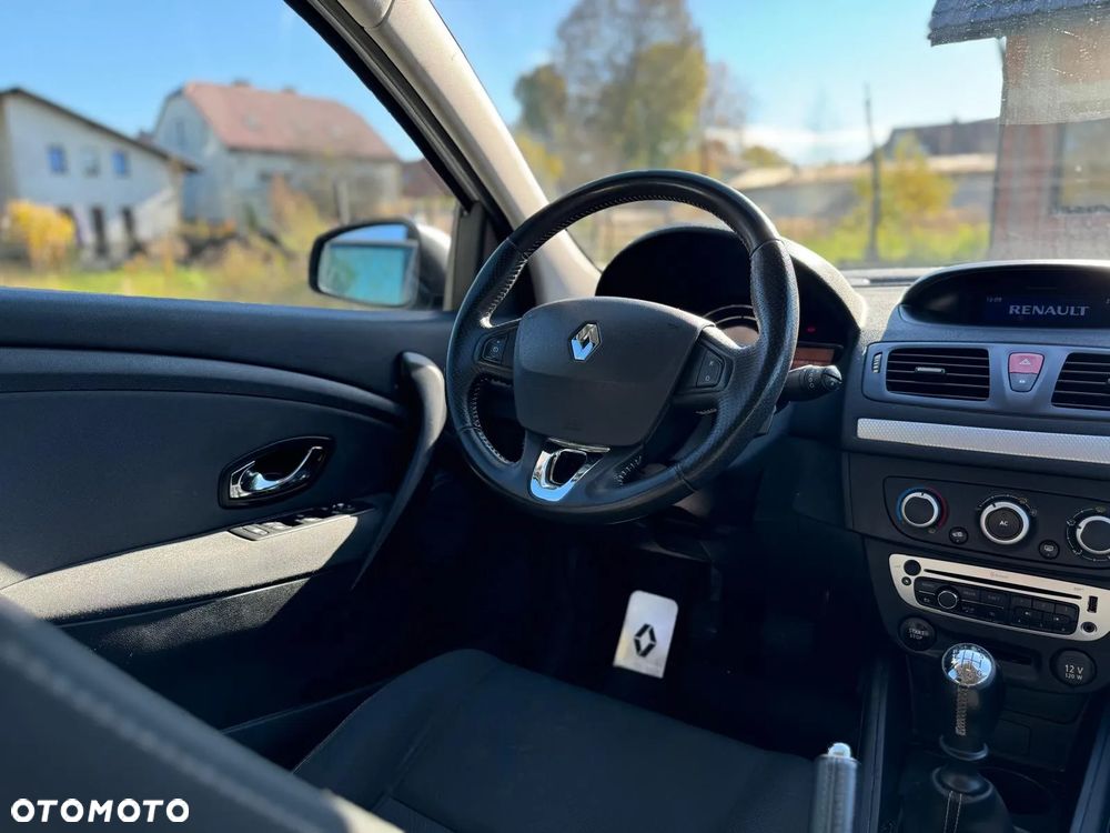 Renault Megane 1.2 16V TCe Energy Life - 4