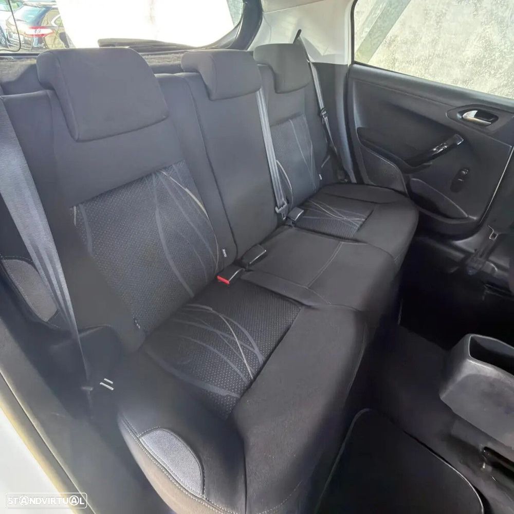 Peugeot 208 1.4 HDi Access - 12