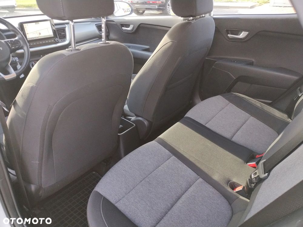Kia Stonic 1.2 M - 23