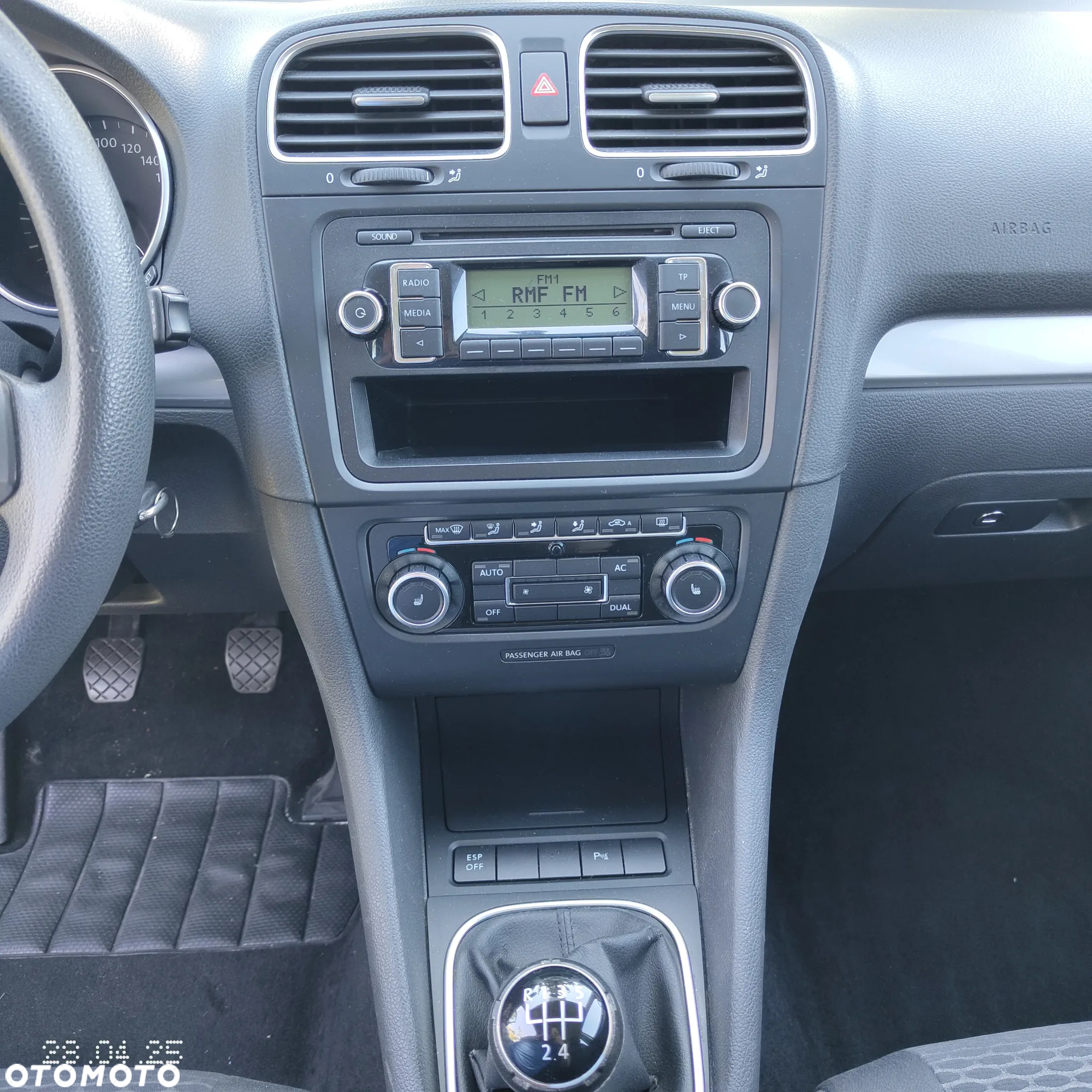 Volkswagen Golf 1.6 TDI DPF Trendline - 15