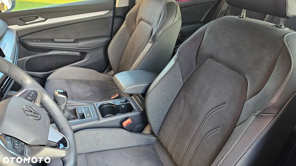 Volkswagen Golf 1.5 TSI Life Plus - 26