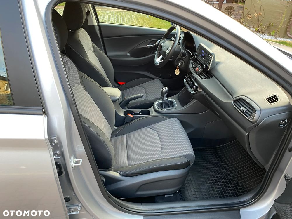 Hyundai i30 1.5 DPI Classic + - 30