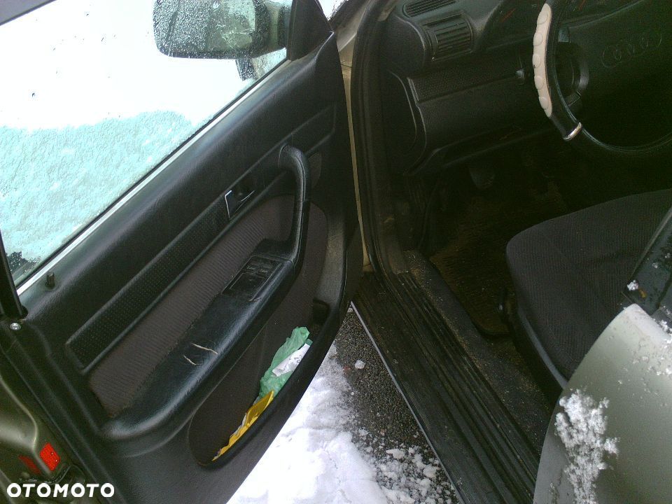 Audi 100 c3 c4 zderzak fotele drzwi klapa lampy kanapa wnetrze boczki kokpit i inne silnik 1,8 oraz 2,3benzyna - 9