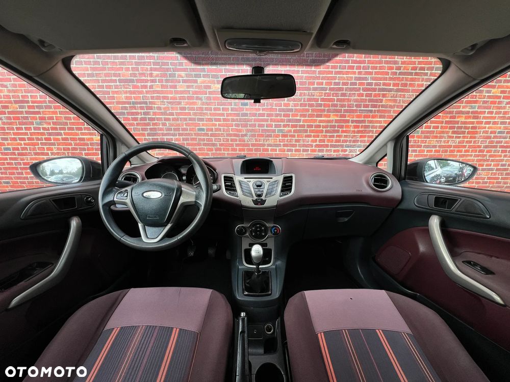 Ford Fiesta - 6