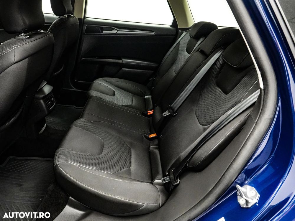 Ford Mondeo 2.0 HEV Titanium - 15