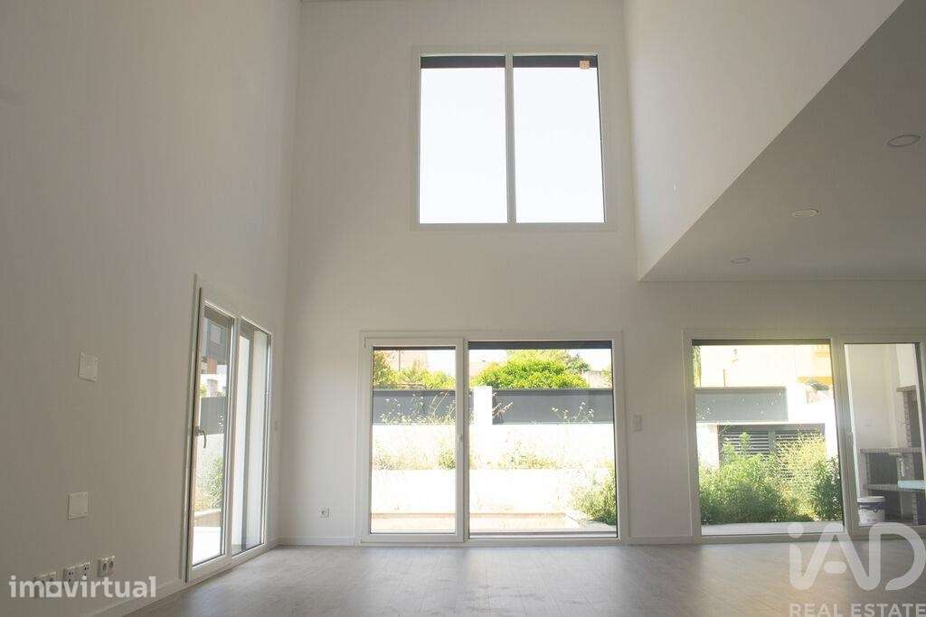 Casa T3 em Amora de 121,00 m2 - Grande imagem: 5/12