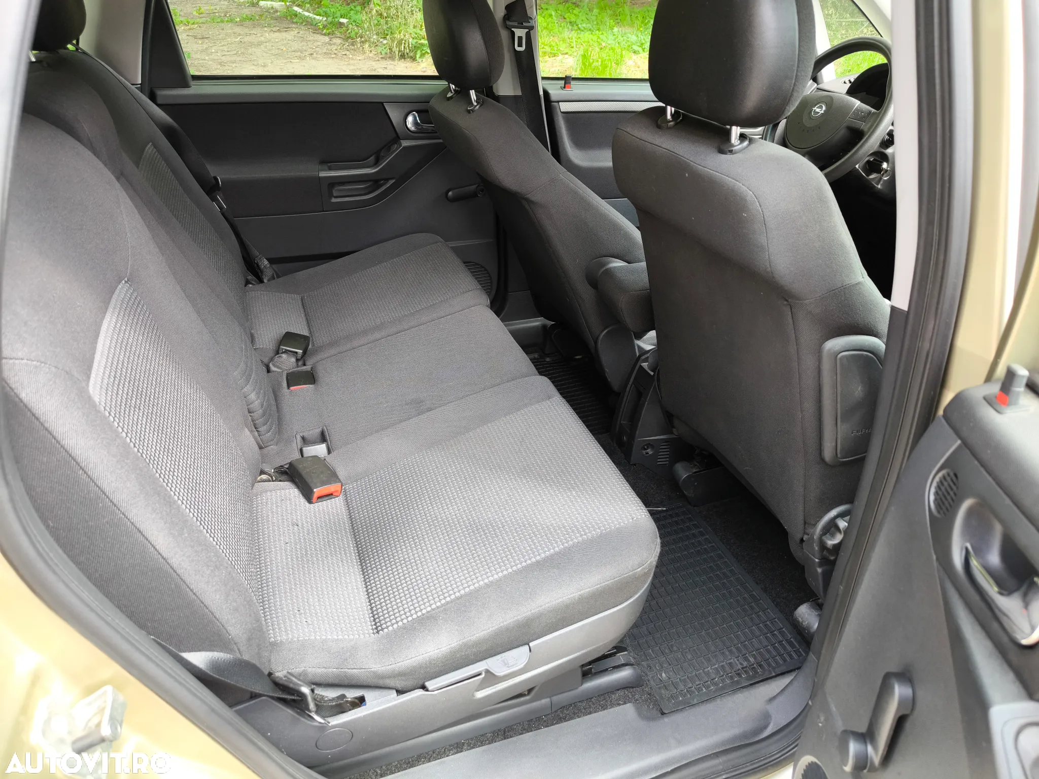Opel Meriva 1.6i Cosmo Easytronic - 12