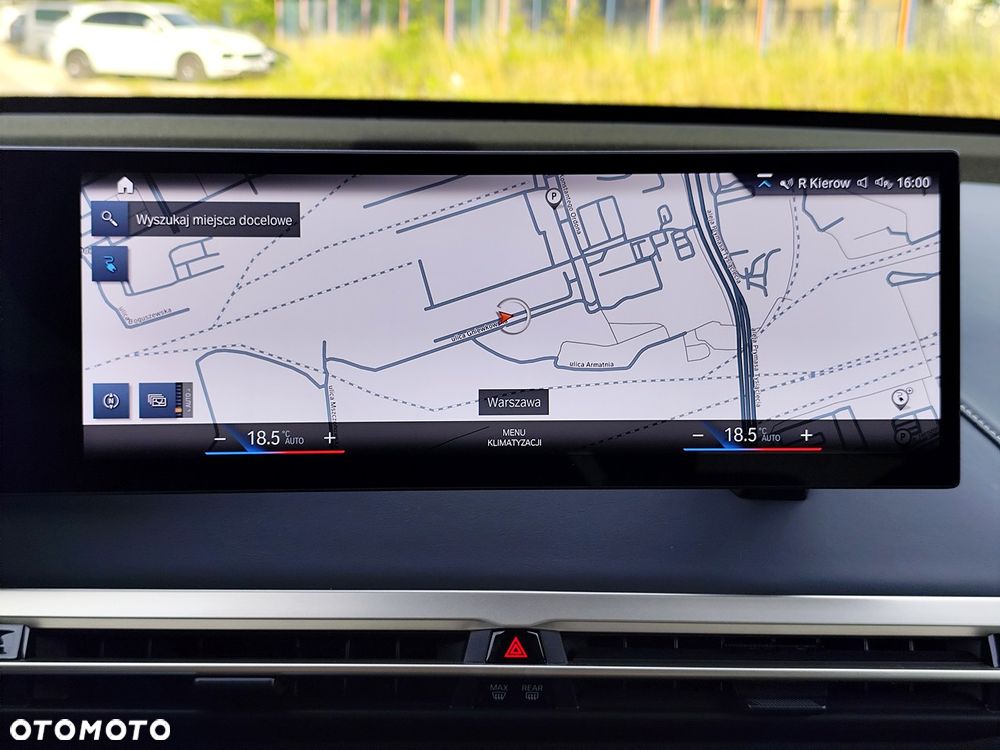 BMW iX xDrive40 76.6kWh Signature - 21