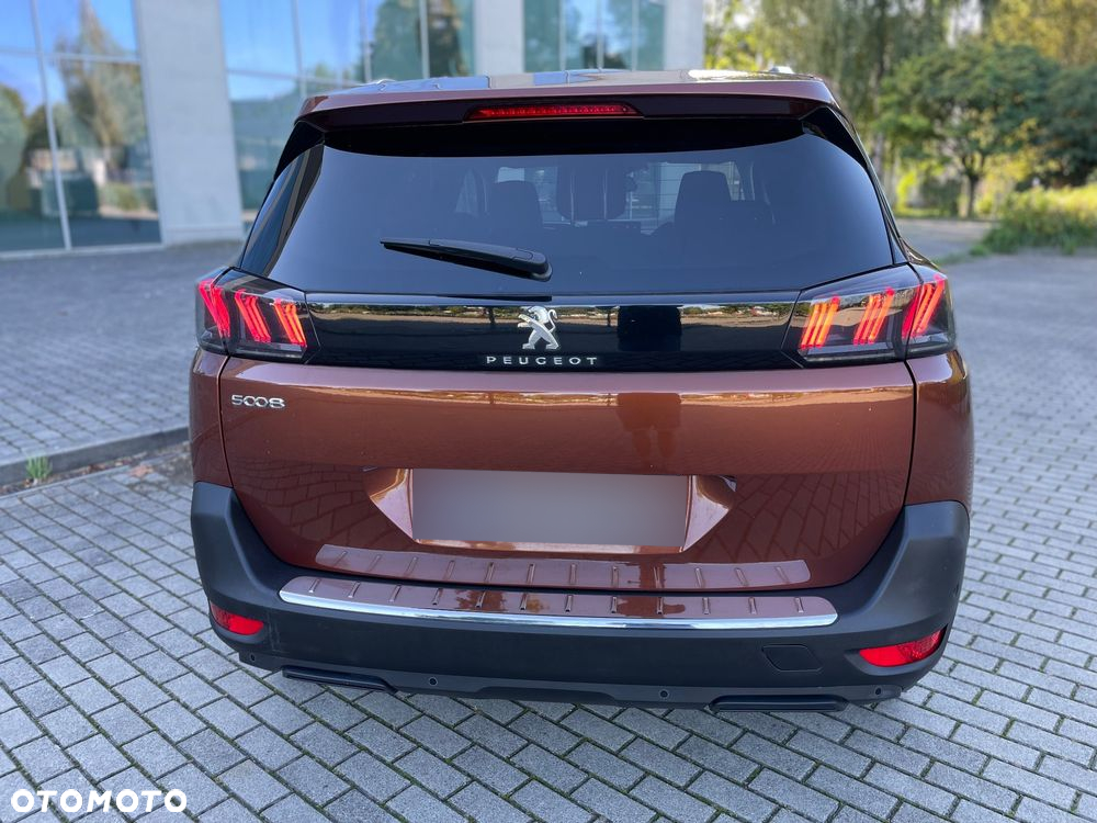 Peugeot 5008 - 6