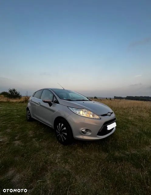 Ford Fiesta 1.4 TDCi Platinium X - 2