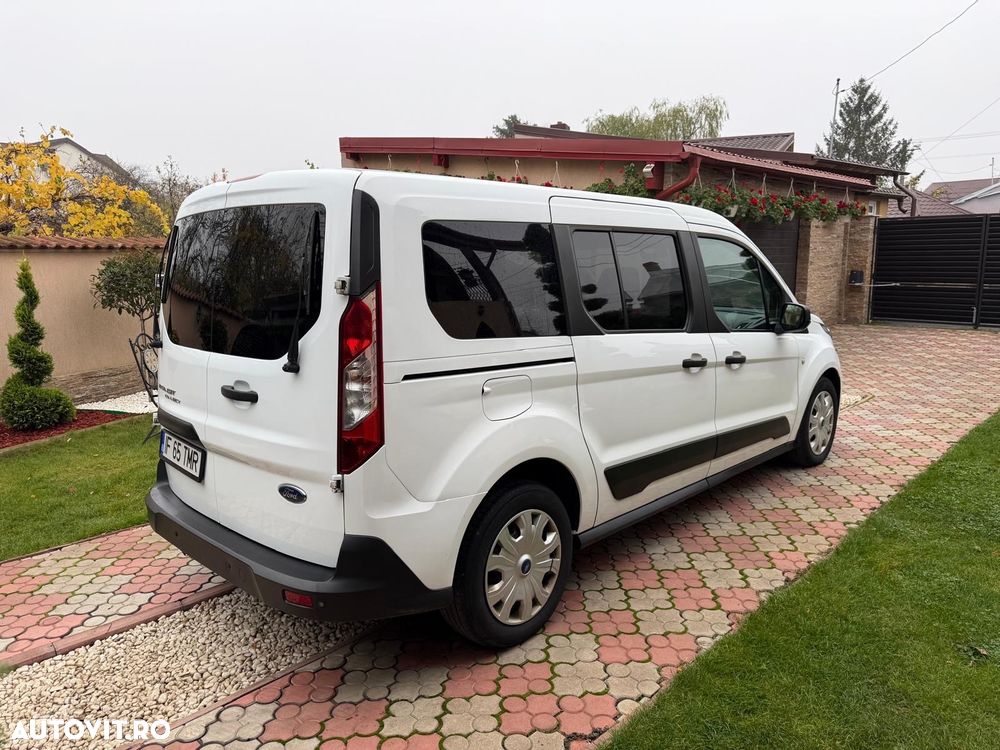 Ford Transit Connect - 9