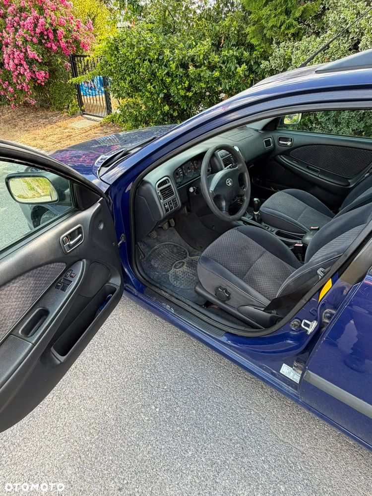 Toyota Avensis - 9