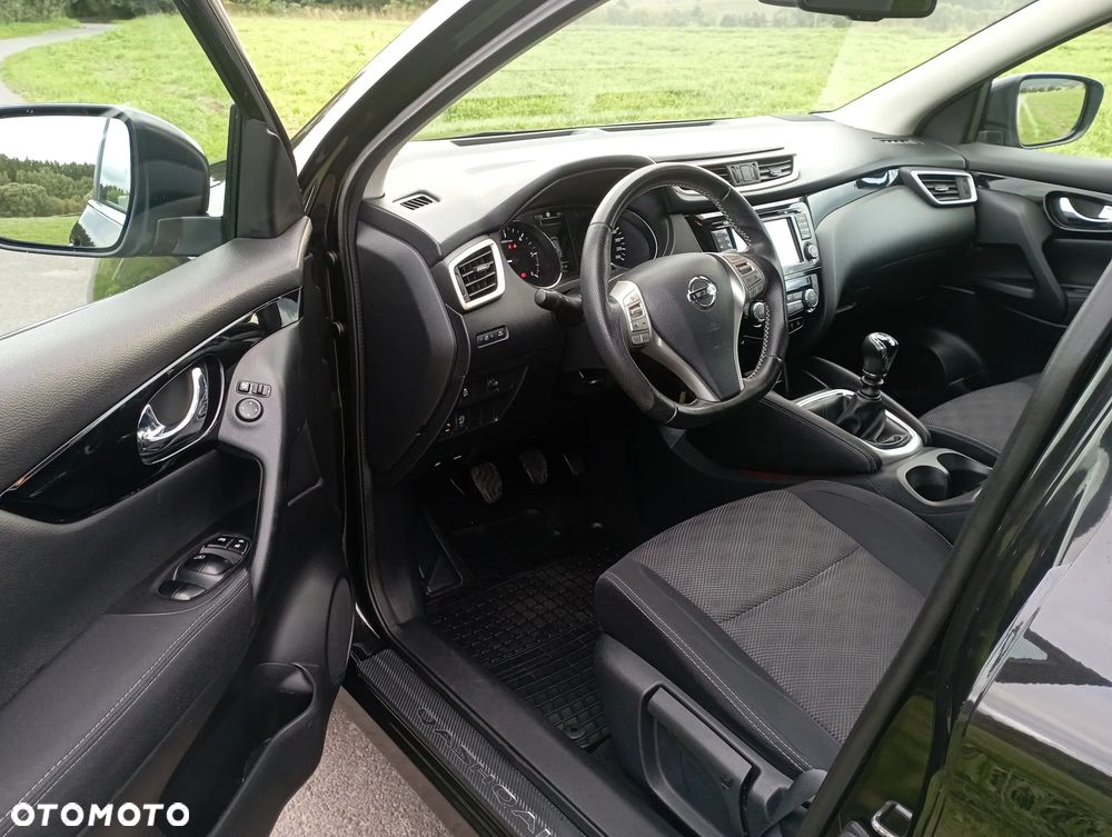 Nissan Qashqai 1.6 dCi DPF acenta - 9