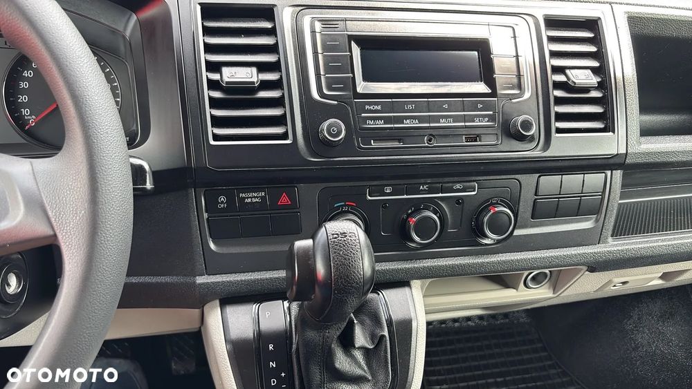 Volkswagen Transporter T6 - 13