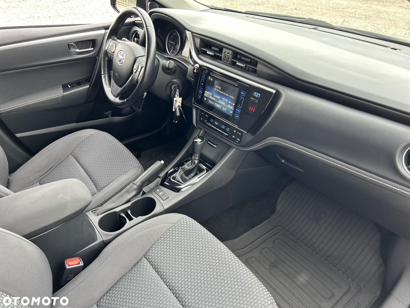 Toyota Corolla 1.6 Premium MS EU6 - 16
