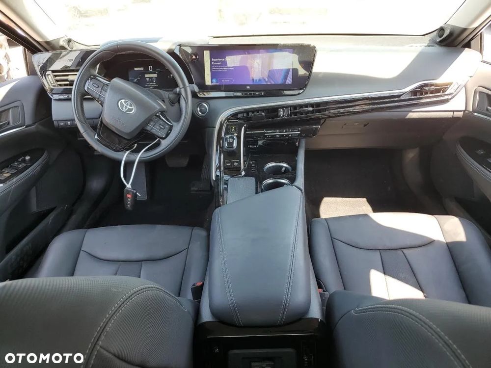 Toyota Mirai - 14