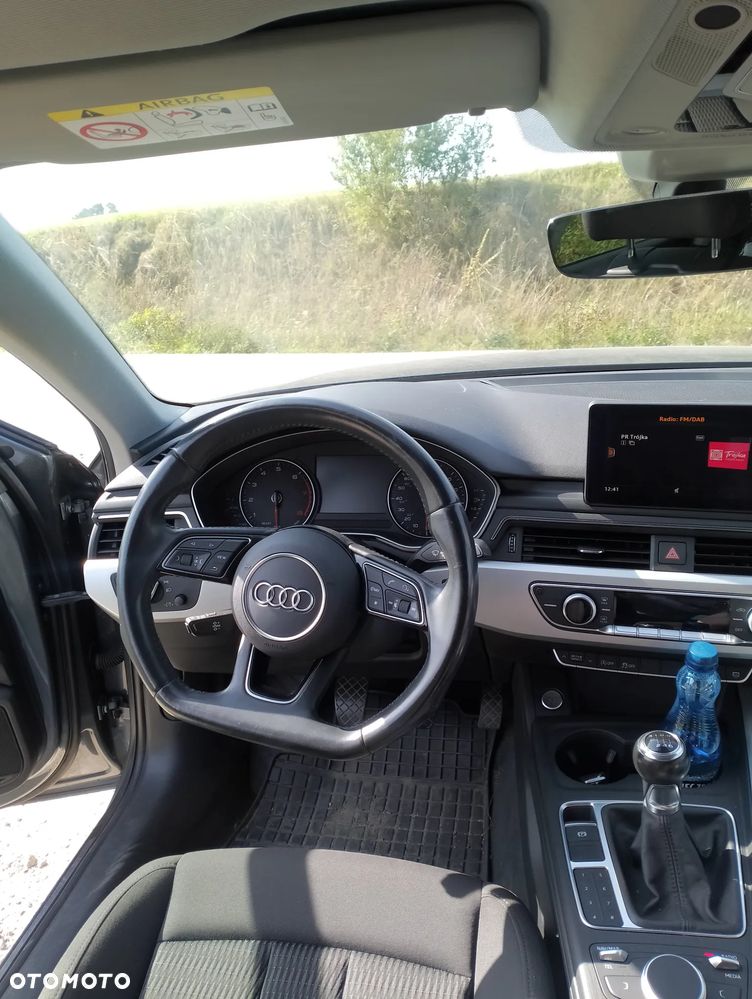 Audi A4 Limousine - 7
