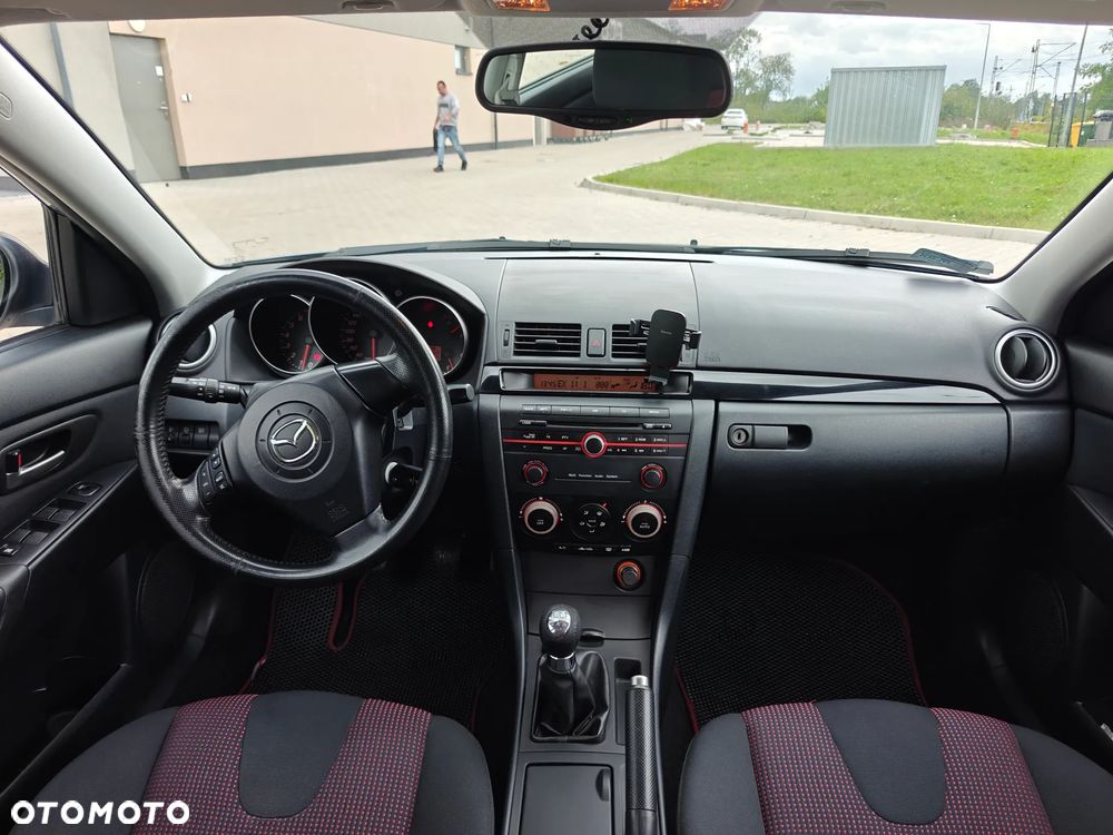 Mazda 3 - 8