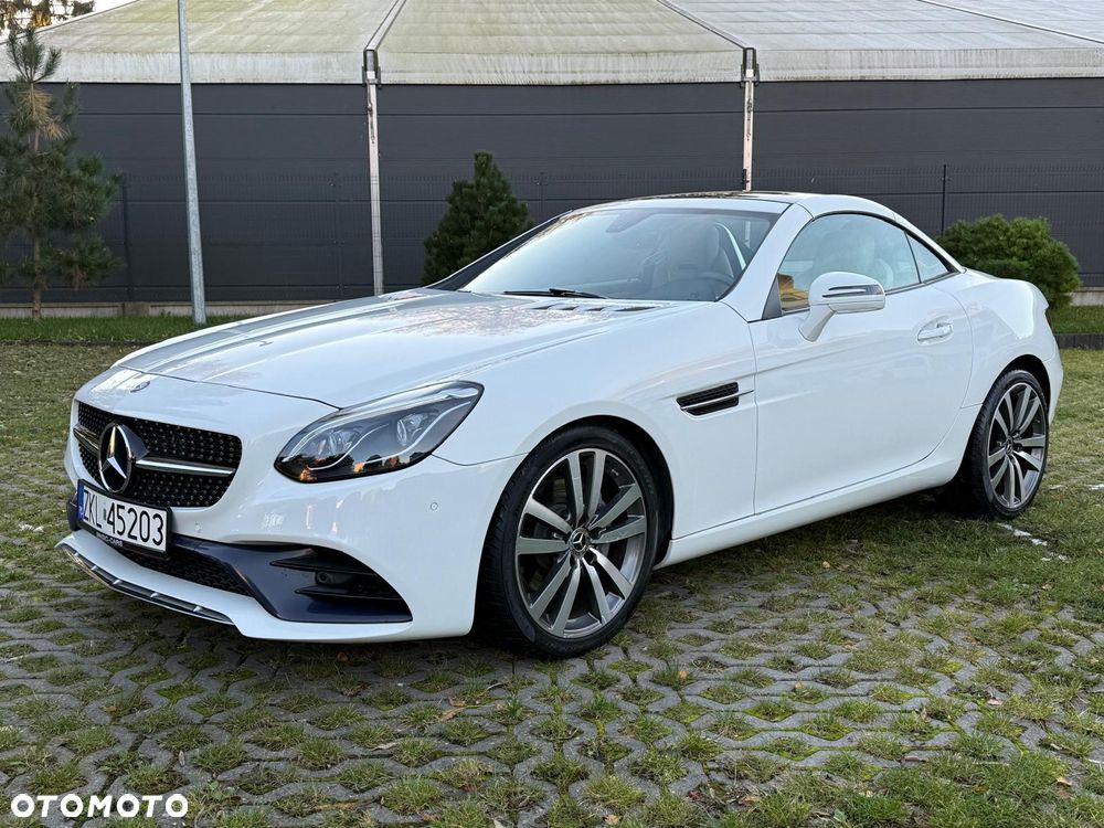 Mercedes-Benz SLC - 2