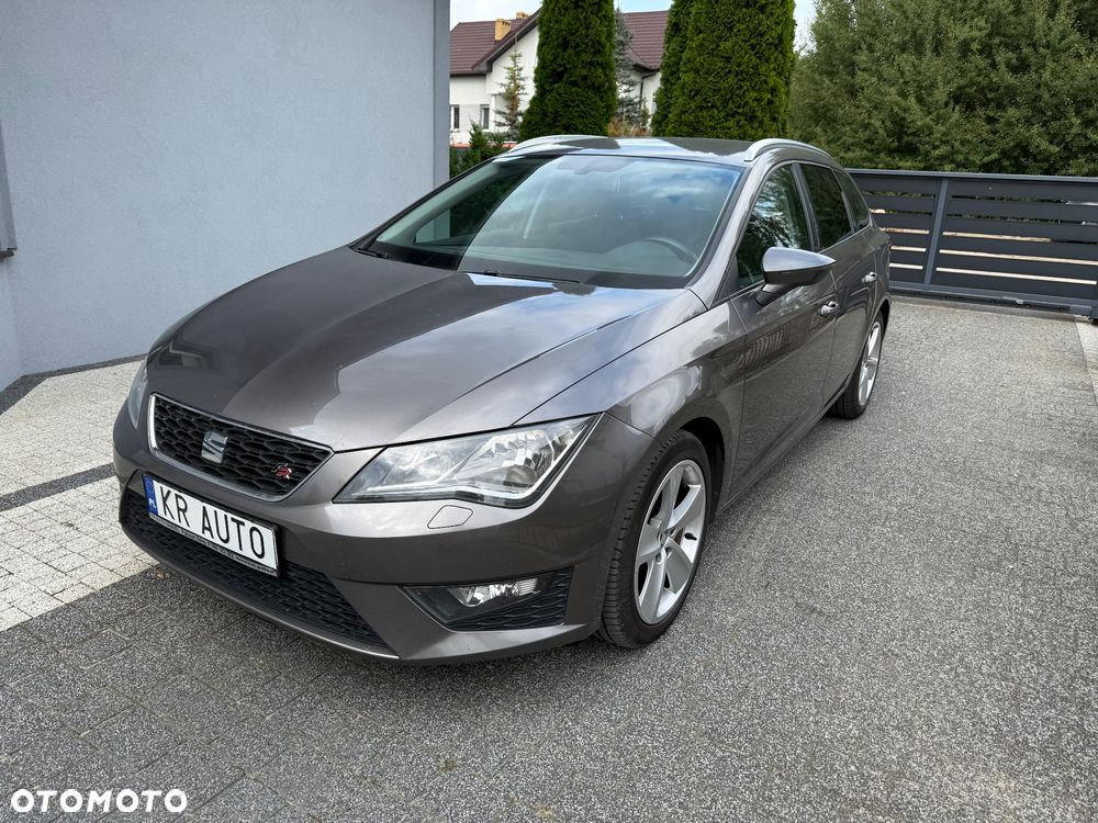 Seat Leon 2.0 TDI DPF Ecomotive FR - 2