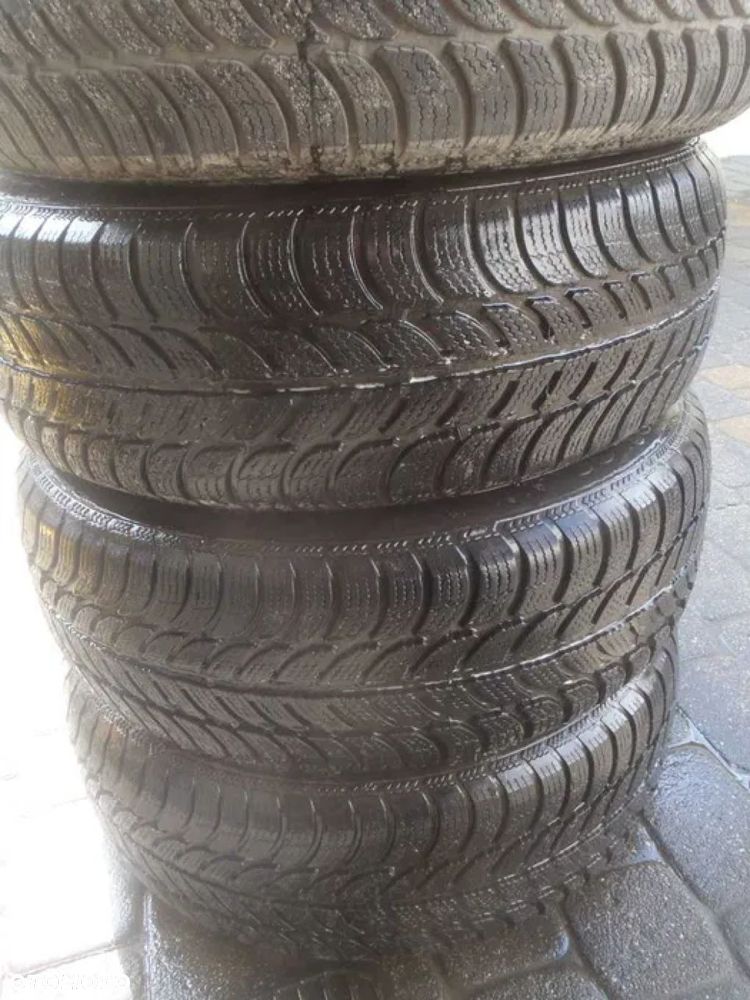 opona opony opona opony VREDESTEIN SPORTRAC 5 GIUGIARO 195/50/15 82V Nokian Tyres Hakkapeliitta R5 185/65R15 88R nowe - 14