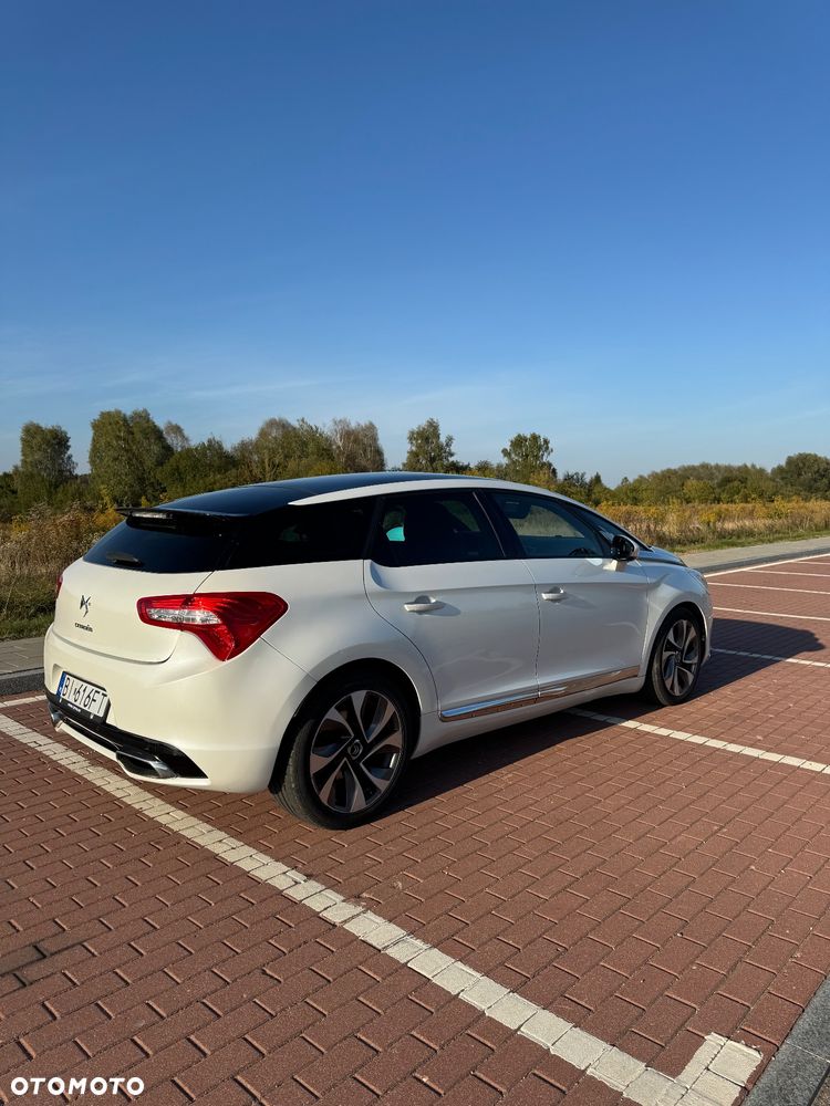 Citroën DS5 1.6 THP SportChic - 3