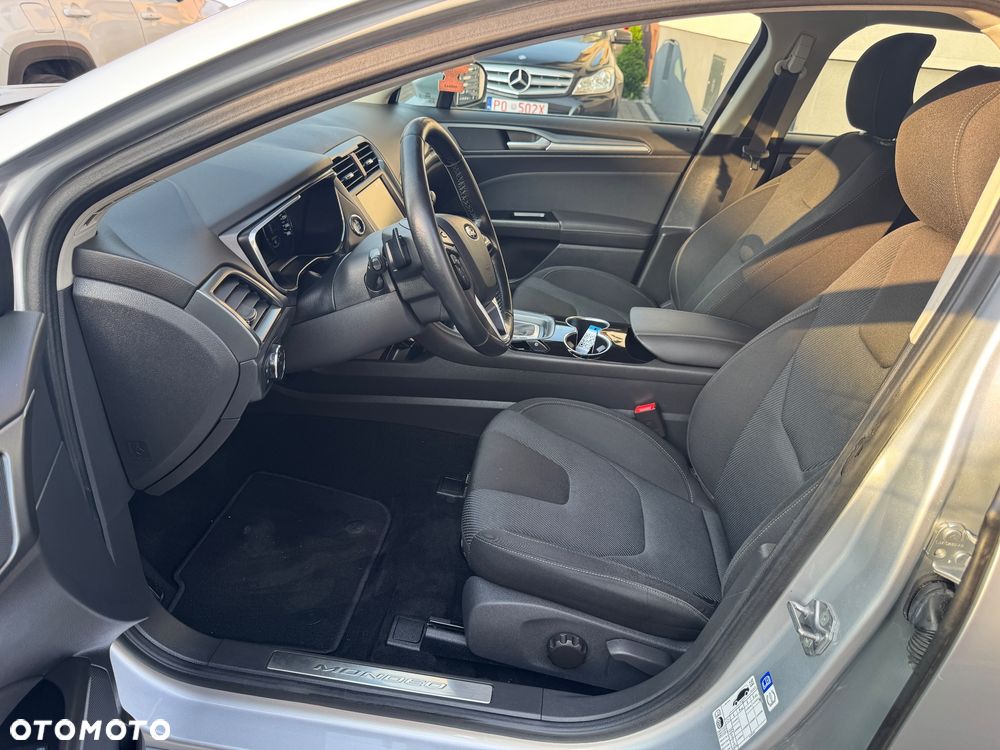 Ford Mondeo 2.0 TDCi Titanium PowerShift - 8