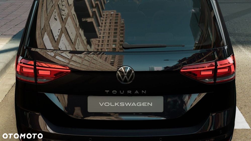 Volkswagen Touran - 16