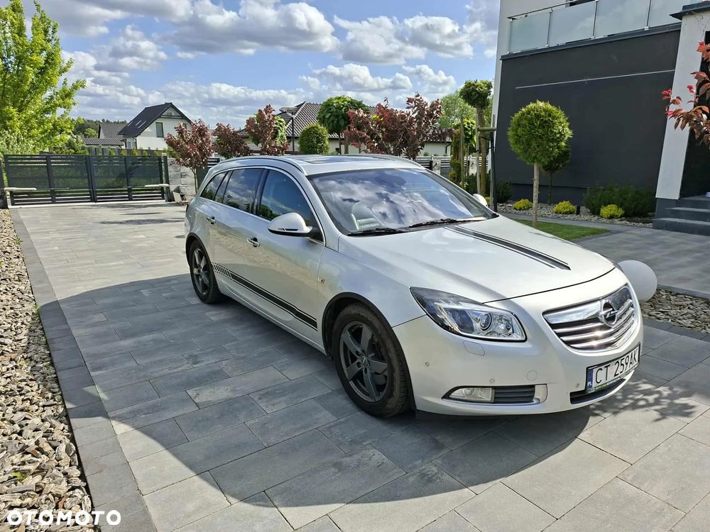 Opel Insignia 2.0 Turbo Sports Tourer 4x4 Automatik - 6