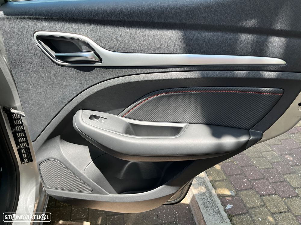 MG ZS EV 72.6 kWh Comfort - 32