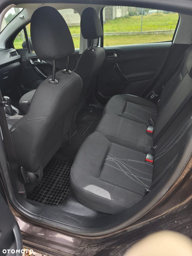 Peugeot 208 1.4 VTi Active - 12