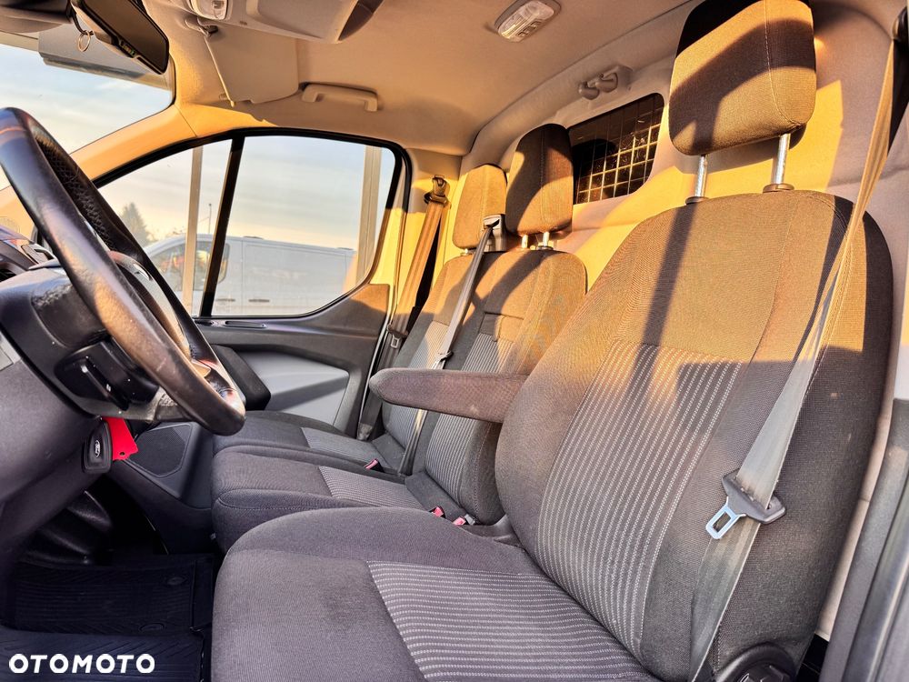 Ford TRANSIT  CUSTOM - 15