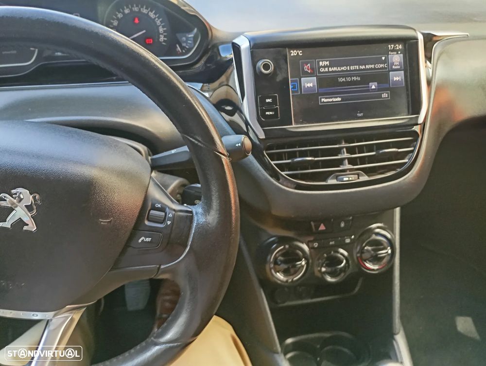 Peugeot 208 1.4 HDi Active - 3