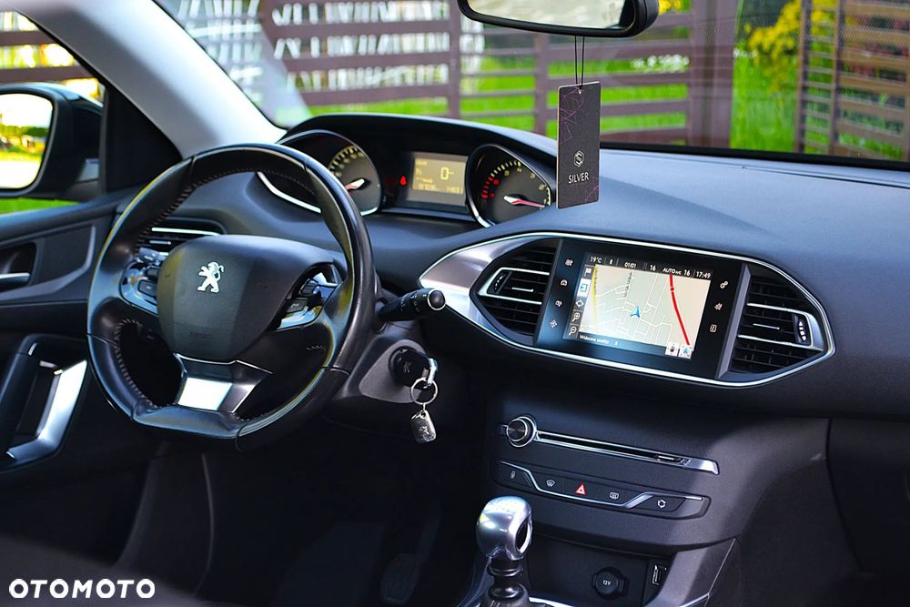 Peugeot 308 - 23