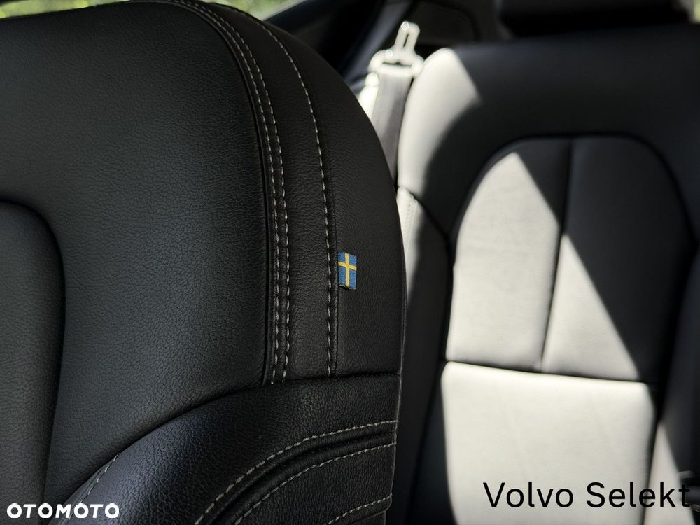 Volvo XC 40 - 31