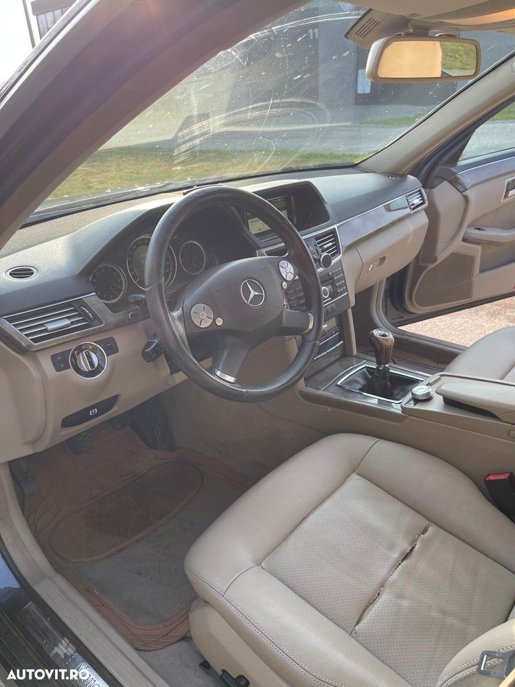 Mercedes-Benz E - 23