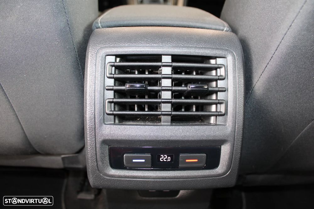 VW Golf 2.0 TDI Life - 29