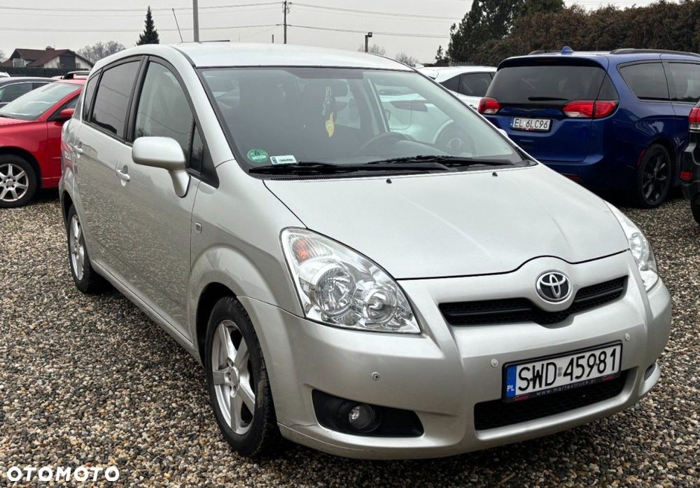 Toyota Corolla Verso - 7