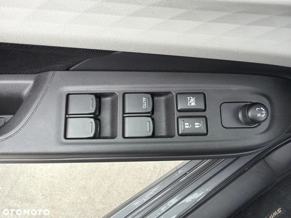 Suzuki Swift 1.2 Dualjet SHVS Premium Plus - 23