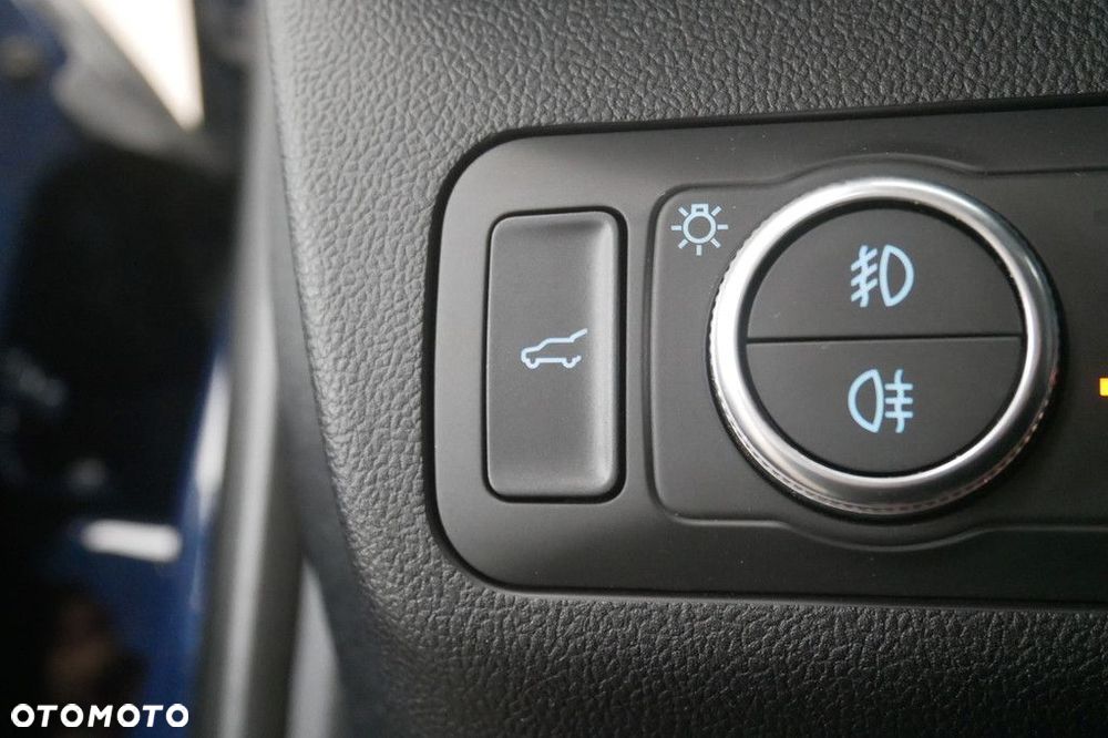 Ford Kuga - 18
