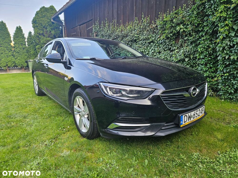 Opel Insignia 1.5 T Exclusive S&S - 8